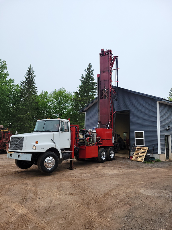 Well Drilling Truck